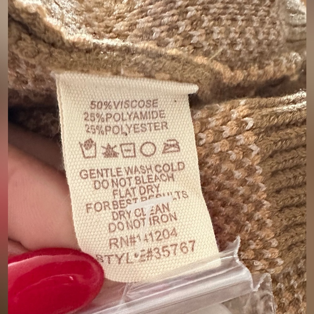 Hem & Thread NWT Flower V-Neck Cropped Cardigan - Picture 8 of 9